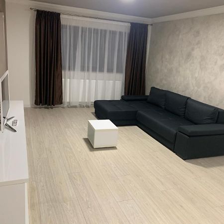 Apartament Lux Regim Hotelier Bákó Kültér fotó