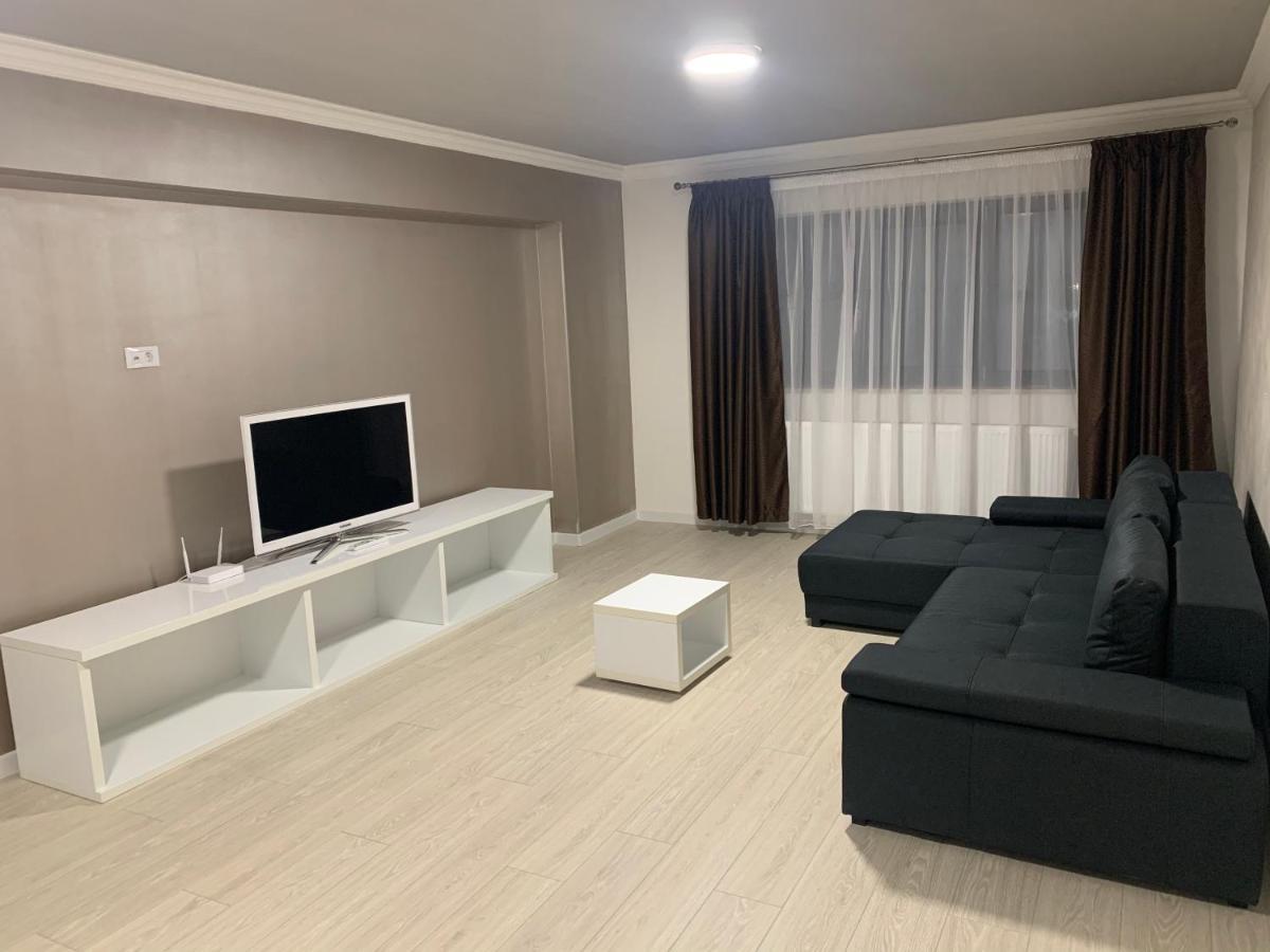 Apartament Lux Regim Hotelier Bákó Kültér fotó